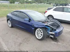 5YJ3E1EB3NF186592 2022 TESLA MODEL 3