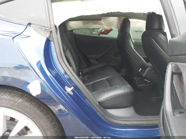 5YJ3E1EB3NF186592 2022 TESLA MODEL 3 - Image 8
