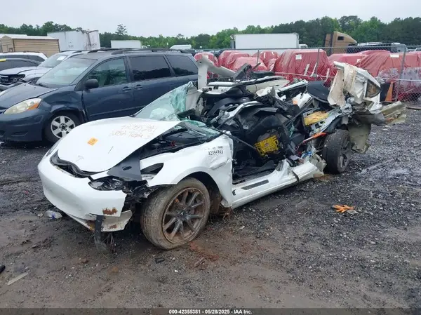5YJ3E1EB3NF186902 2022 TESLA MODEL 3 - Image 2