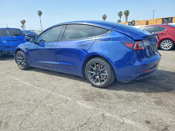 5YJ3E1EB3NF191548 2022 TESLA MODEL 3 - Image 2