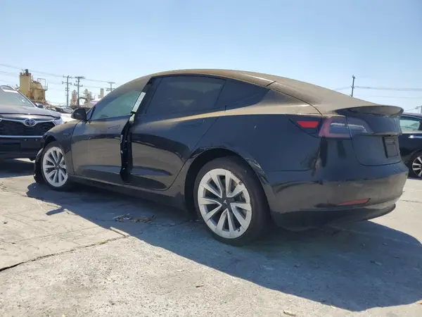 5YJ3E1EB3NF192277 2022 TESLA MODEL 3 - Image 2