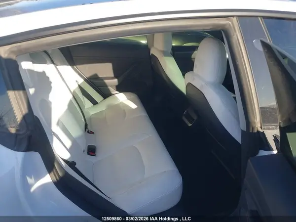 5YJ3E1EB3NF194238 2022 TESLA MODEL 3 - Image 8