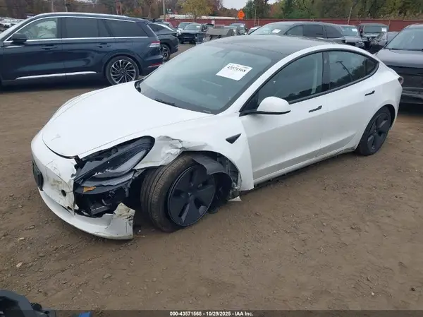 5YJ3E1EB3NF194854 2022 TESLA MODEL 3 - Image 2