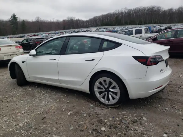 5YJ3E1EB3NF195728 2022 TESLA MODEL 3 - Image 2