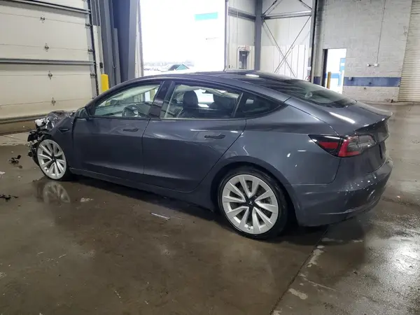5YJ3E1EB3NF196443 2022 TESLA MODEL 3 - Image 2