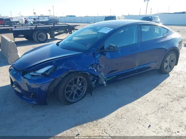 5YJ3E1EB3NF196491 2022 TESLA MODEL 3 - Image 2