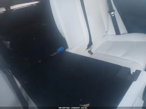 5YJ3E1EB3NF197866 2022 TESLA MODEL 3 - Image 8