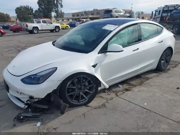 5YJ3E1EB3NF205920 2022 TESLA MODEL 3 - Image 2