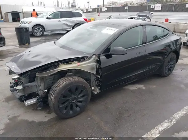 5YJ3E1EB3NF206727 2022 TESLA MODEL 3 - Image 2