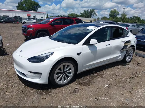 5YJ3E1EB3NF209529 2022 TESLA MODEL 3 - Image 2