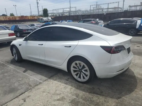 5YJ3E1EB3NF211314 2022 TESLA MODEL 3 - Image 2