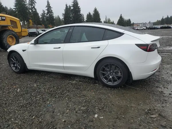5YJ3E1EB3NF213144 2022 TESLA MODEL 3 - Image 2