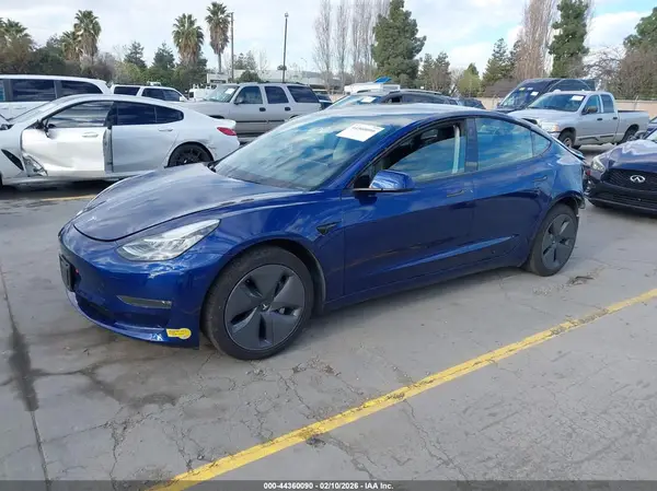 5YJ3E1EB3NF244975 2022 TESLA MODEL 3 - Image 2