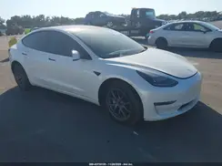 5YJ3E1EB3NF246922 2022 TESLA MODEL 3