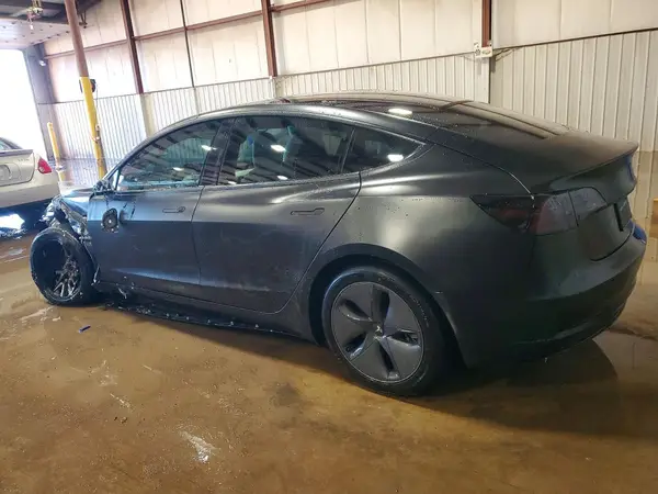 5YJ3E1EB3NF251988 2022 TESLA MODEL 3 - Image 2