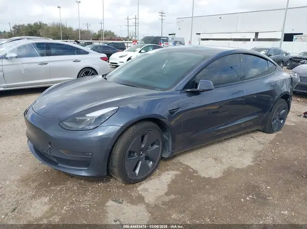 5YJ3E1EB3NF257421 2022 TESLA MODEL 3 - Image 2