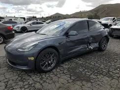 5YJ3E1EB3NF260996 2022 TESLA MODEL 3