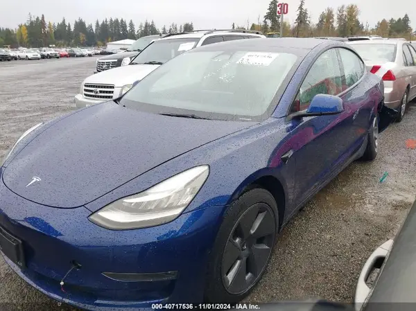 5YJ3E1EB3NF263509 2022 TESLA MODEL 3 - Image 2