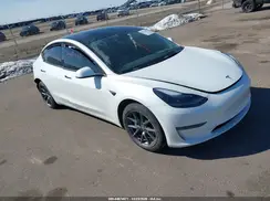 5YJ3E1EB3NF268581 2022 TESLA MODEL 3