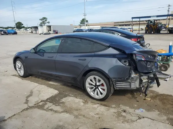 5YJ3E1EB3NF271030 2022 TESLA MODEL 3 - Image 2