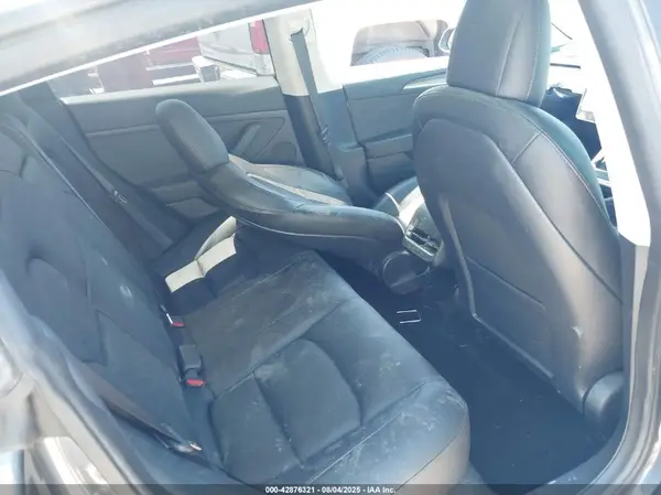 5YJ3E1EB3NF271903 2022 TESLA MODEL 3 - Image 8