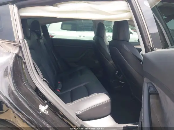 5YJ3E1EB3NF273165 2022 TESLA MODEL 3 - Image 8