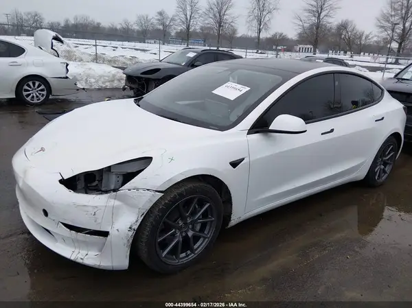 5YJ3E1EB3NF273229 2022 TESLA MODEL 3 - Image 2