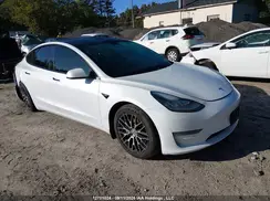 5YJ3E1EB3NF273716 2022 TESLA MODEL 3