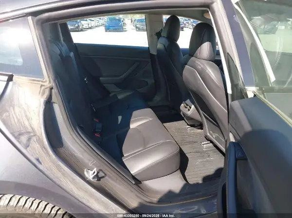 5YJ3E1EB3NF274039 2022 TESLA MODEL 3 - Image 8