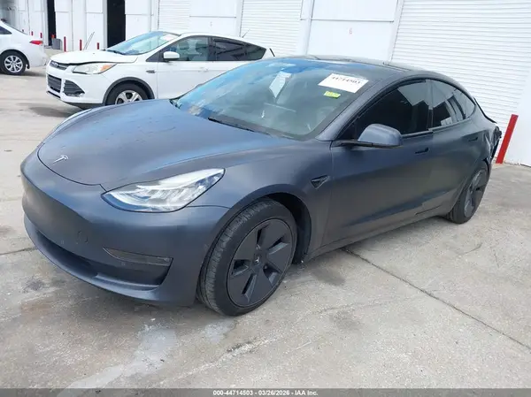 5YJ3E1EB3NF275126 2022 TESLA MODEL 3 - Image 2