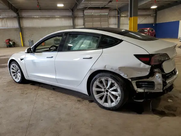 5YJ3E1EB3NF289334 2022 TESLA MODEL 3 - Image 2