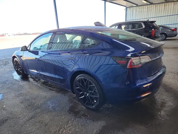 5YJ3E1EB3NF289771 2022 TESLA MODEL 3 - Image 2