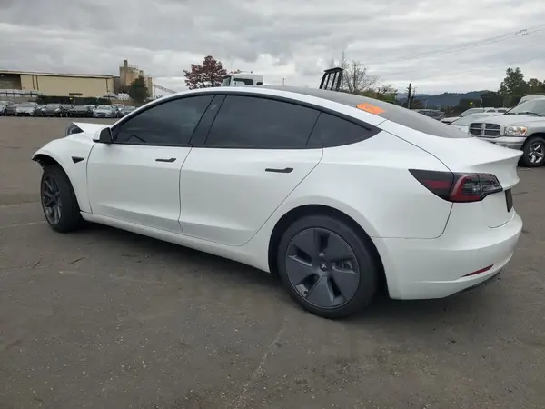 5YJ3E1EB3NF297336 2022 TESLA MODEL 3 - Image 2