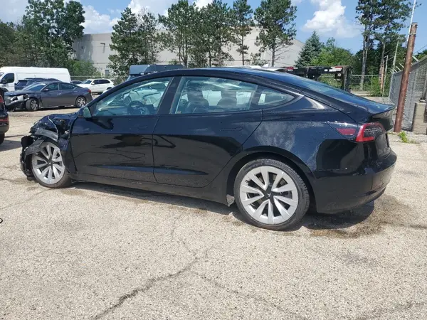 5YJ3E1EB3NF304978 2022 TESLA MODEL 3 - Image 2