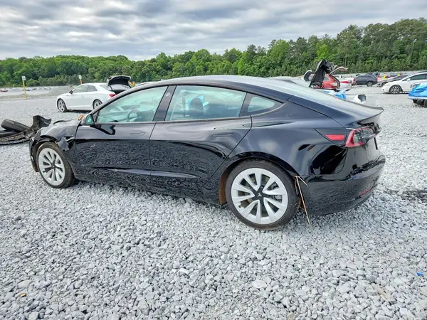 5YJ3E1EB3NF312692 2022 TESLA MODEL 3 - Image 2