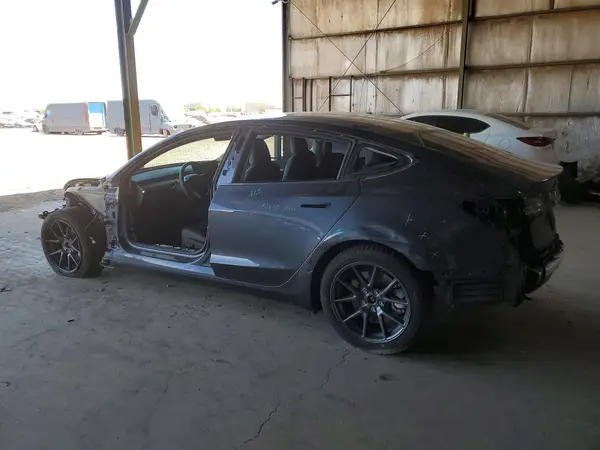 5YJ3E1EB3NF313969 2022 TESLA MODEL 3 - Image 2