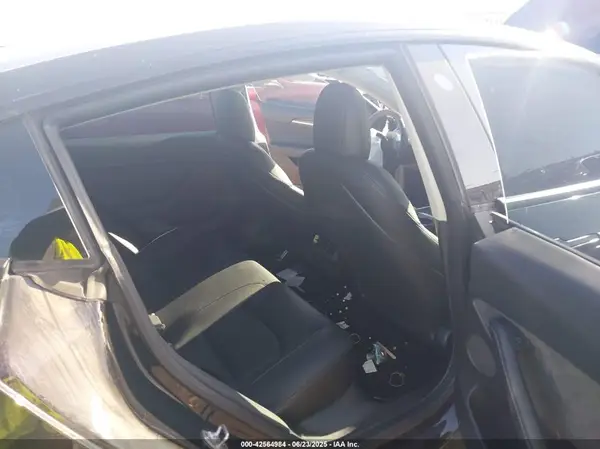 5YJ3E1EB3NF316449 2022 TESLA MODEL 3 - Image 8