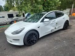 5YJ3E1EB3NF318735 2022 TESLA MODEL 3