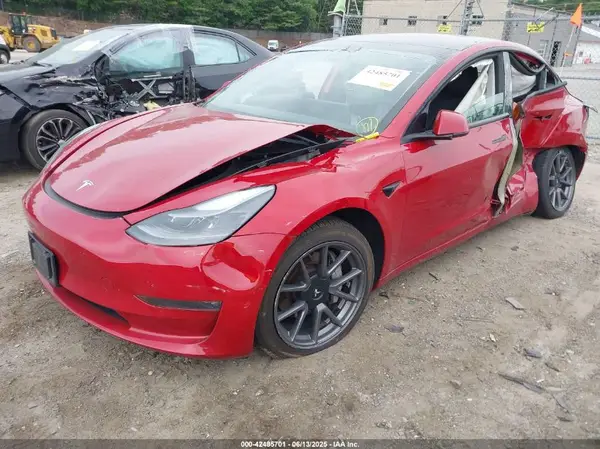 5YJ3E1EB3NF324681 2022 TESLA MODEL 3 - Image 2