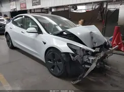 5YJ3E1EB3NF338502 2022 TESLA MODEL 3