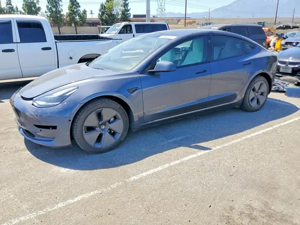 5YJ3E1EB3NF342288 2022 TESLA MODEL 3 - Image 1