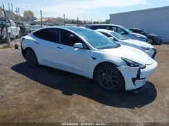 5YJ3E1EB3NF345949 2022 TESLA MODEL 3