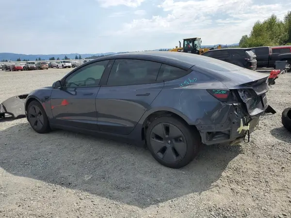 5YJ3E1EB3NF349404 2022 TESLA MODEL 3 - Image 2