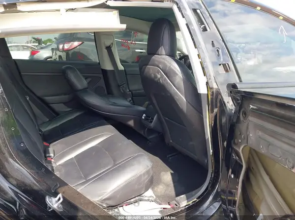 5YJ3E1EB3NF350939 2022 TESLA MODEL 3 - Image 8
