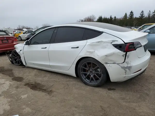 5YJ3E1EB3NF353131 2022 TESLA MODEL 3 - Image 2
