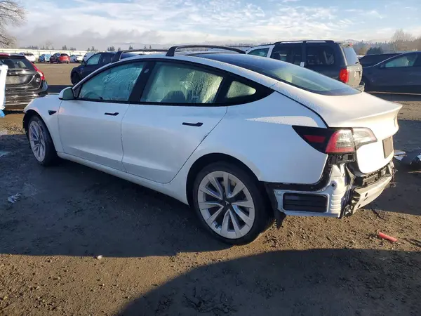 5YJ3E1EB3NF356465 2022 TESLA MODEL 3 - Image 2