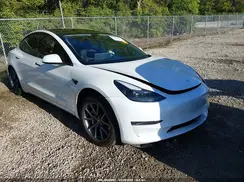 5YJ3E1EB3NF360516 2022 TESLA MODEL 3