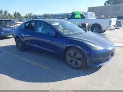 5YJ3E1EB3NF366381 2022 TESLA MODEL 3
