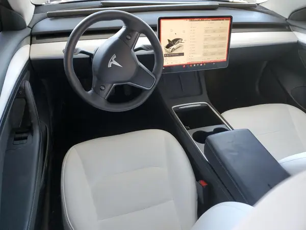 5YJ3E1EB3PF390070 2023 TESLA MODEL 3 - Image 8