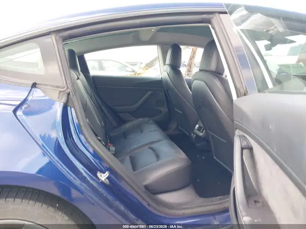 5YJ3E1EB3PF392742 2023 TESLA MODEL 3 - Image 8